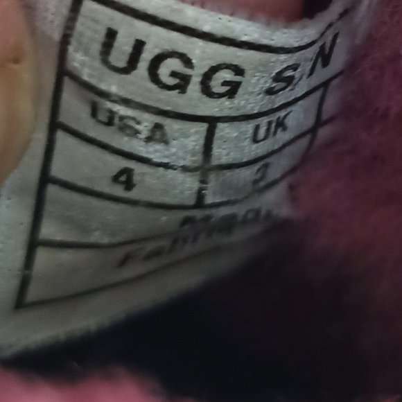 UGG  Classic short Boots Shoes Pink Size 4 - Picture 7 of 7
